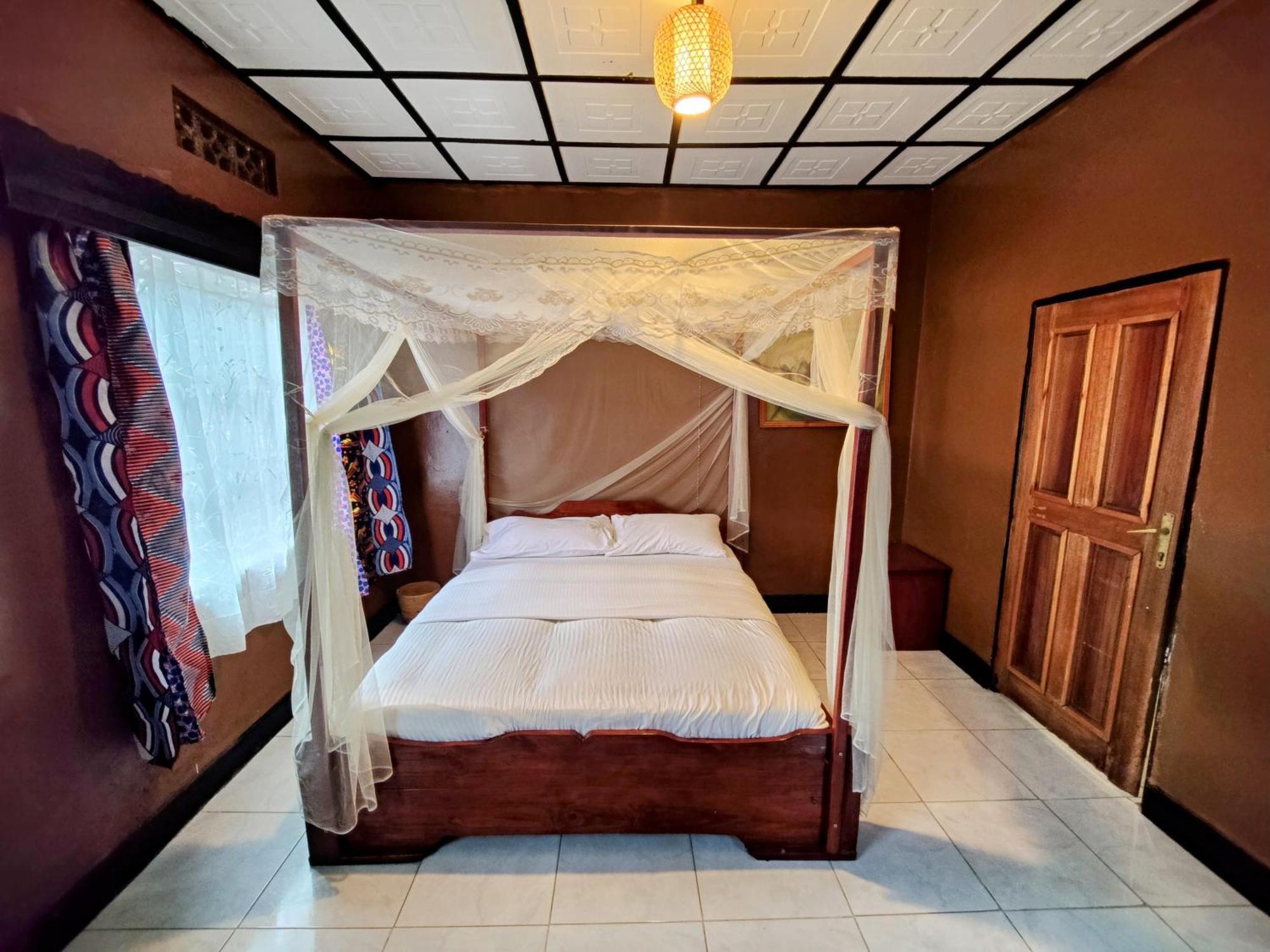 Amahoro Guest House Ruhengeri Buitenkant foto