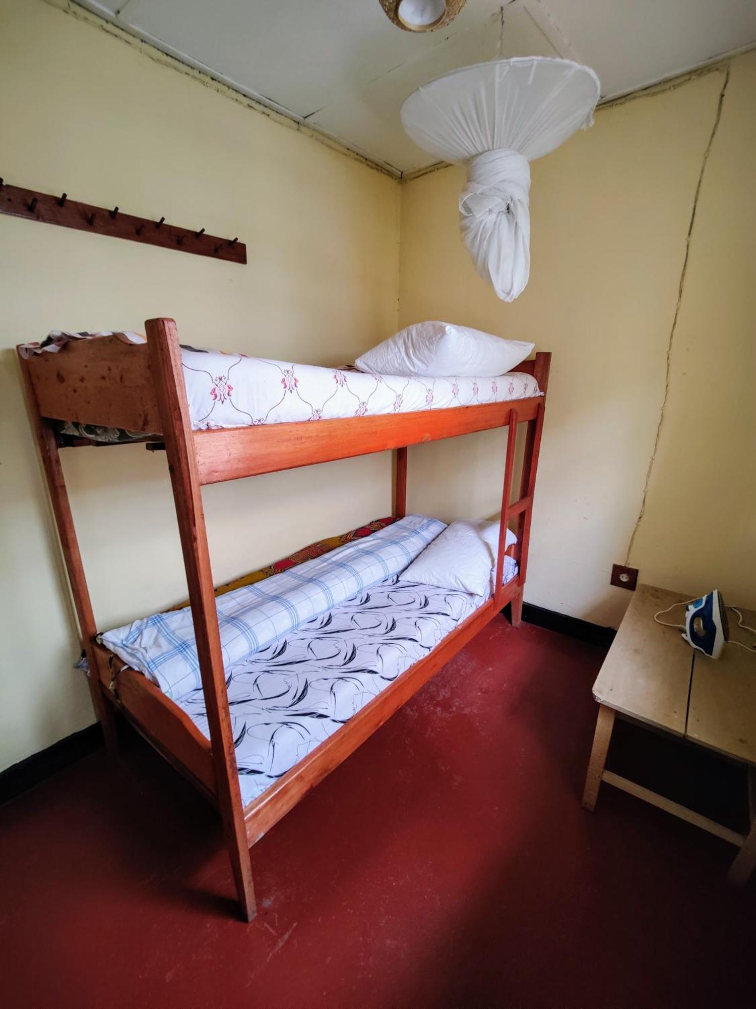 Amahoro Guest House Ruhengeri Buitenkant foto