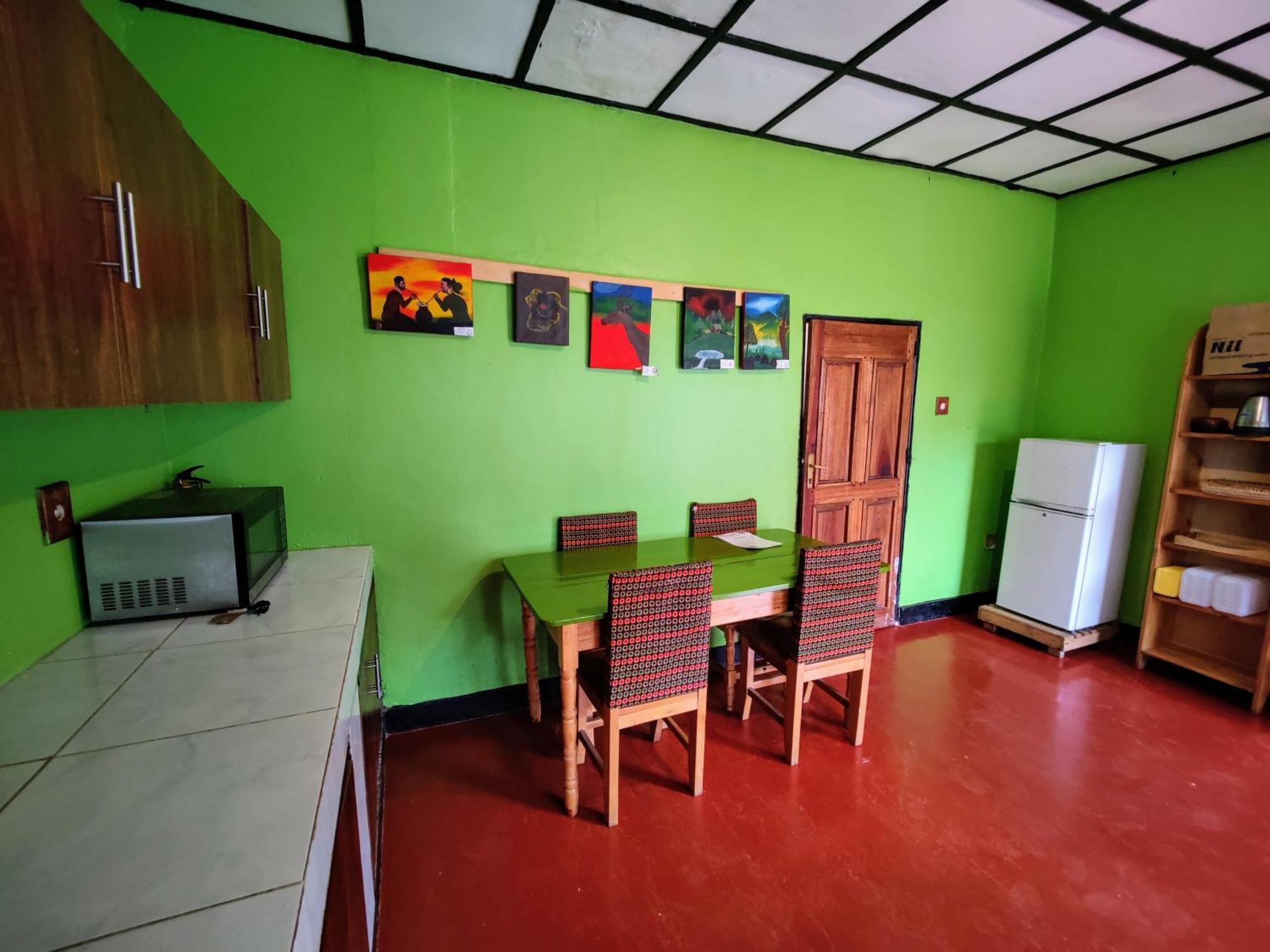 Amahoro Guest House Ruhengeri Buitenkant foto