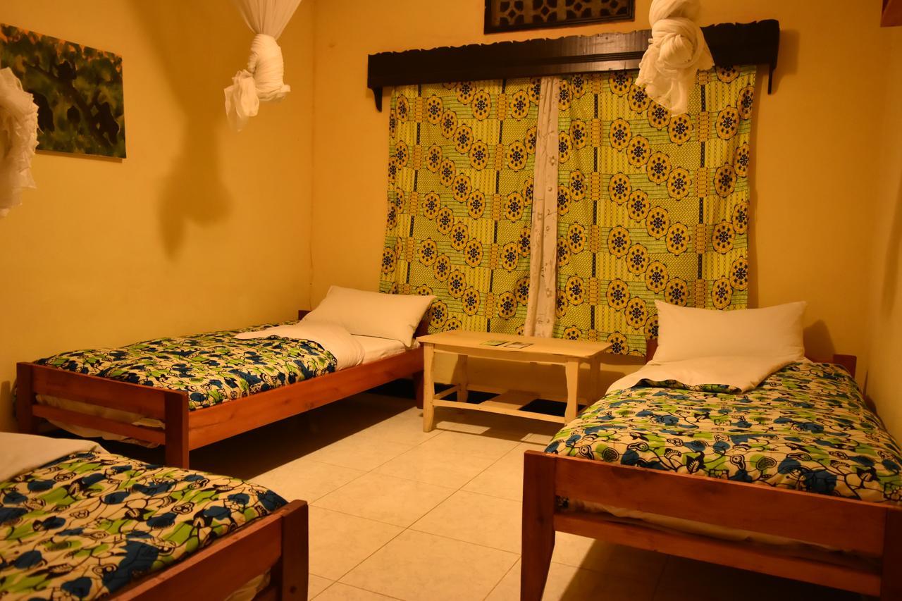 Amahoro Guest House Ruhengeri Buitenkant foto