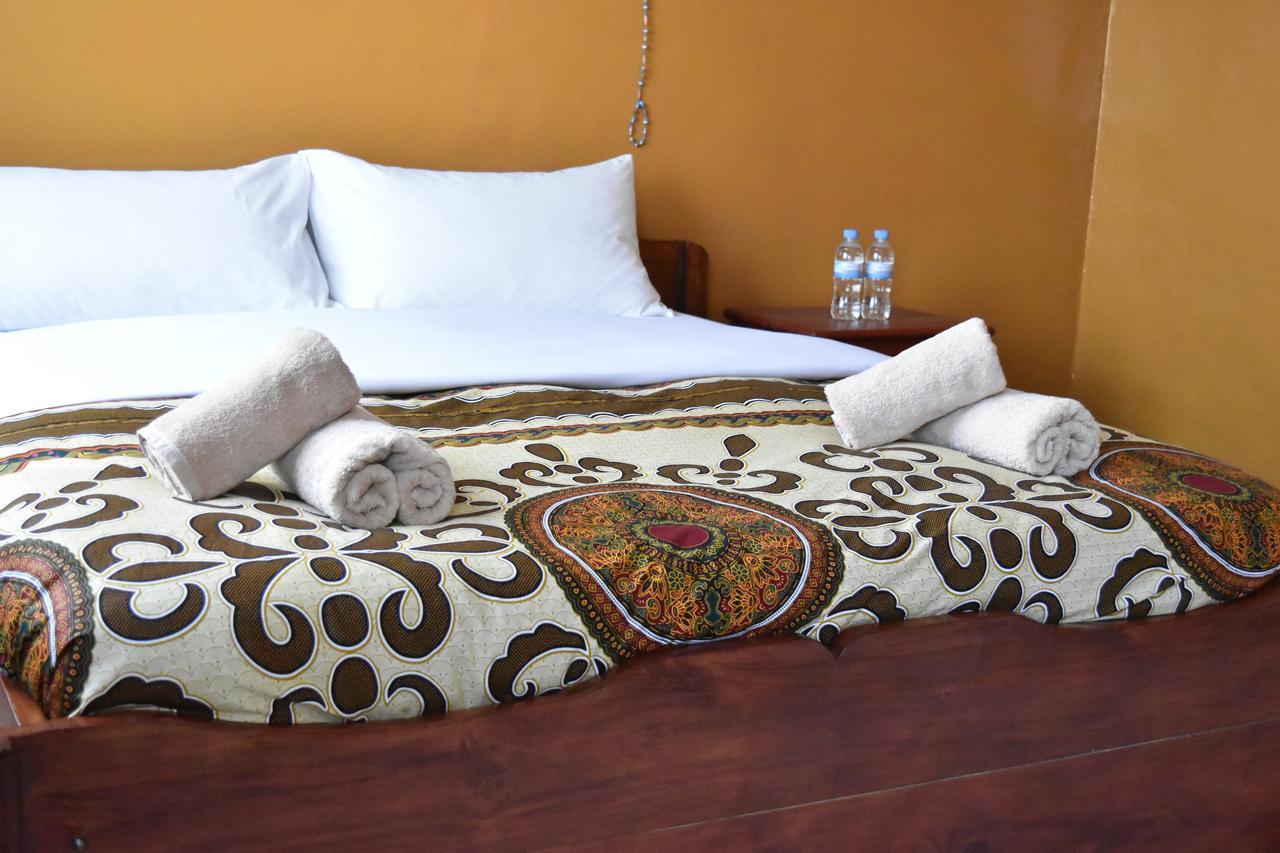 Amahoro Guest House Ruhengeri Buitenkant foto